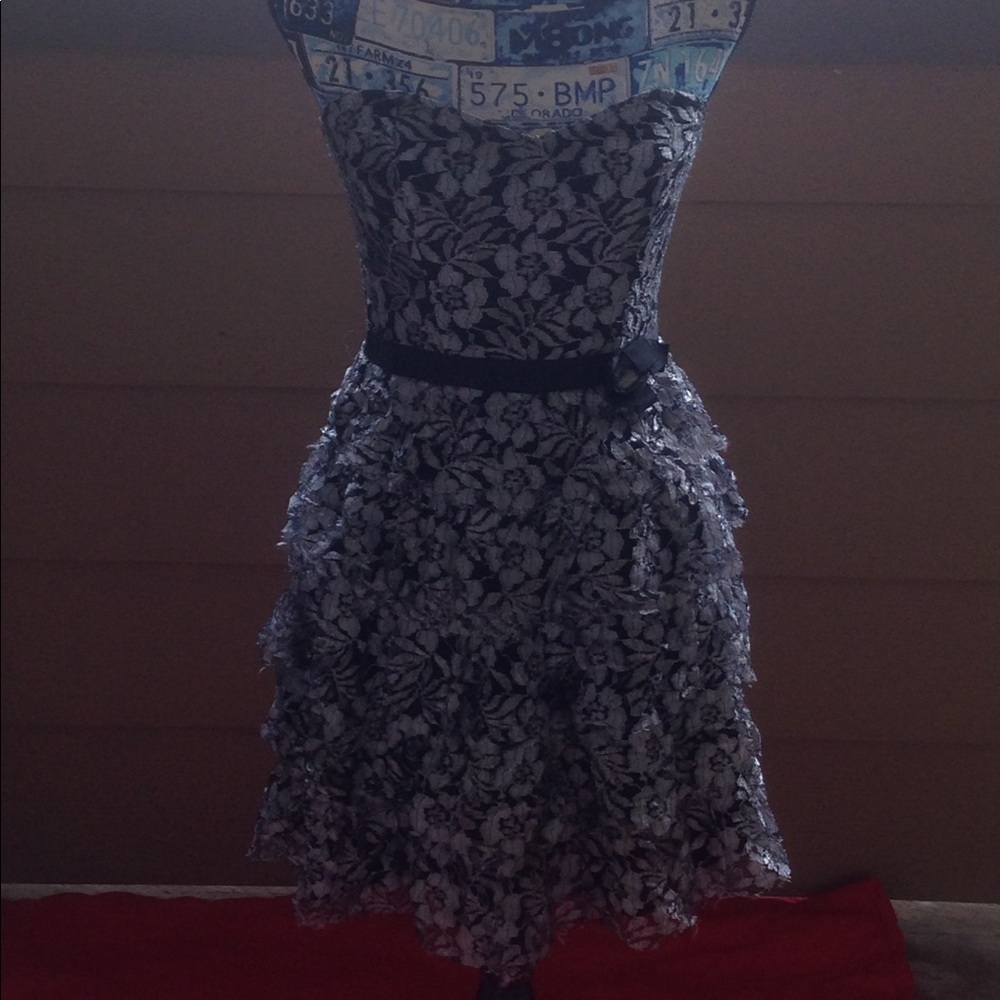 American rag small strapless bnwt